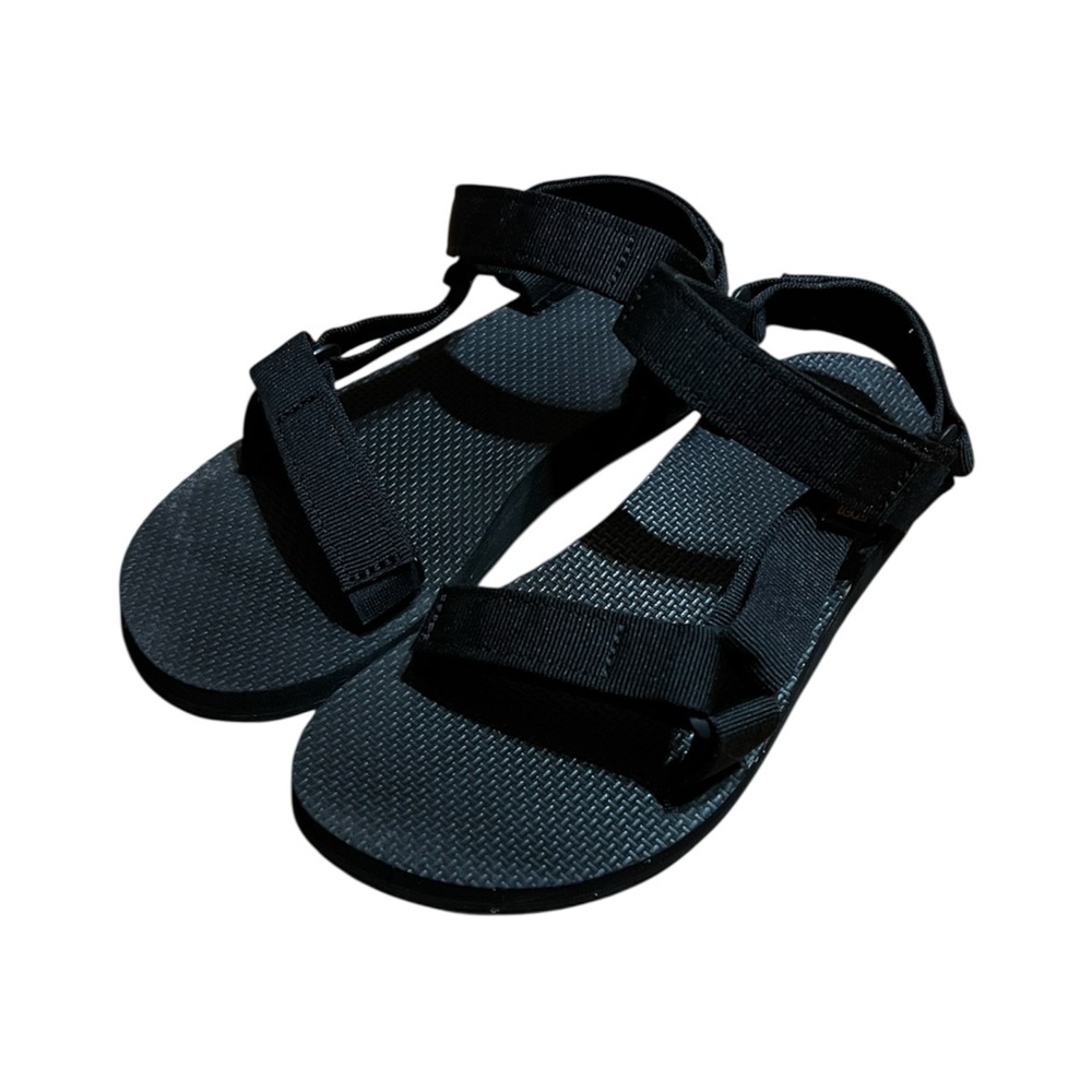 Teva Original Universal Women black size 7